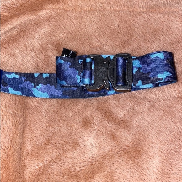 Blackmilk Blue Camo Utility Buckle Belt - Picture 5 of 6